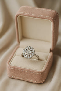 Aurora Crown Halo — 925 Silver Diamond Rings for Moments That Deserve a Sunrise