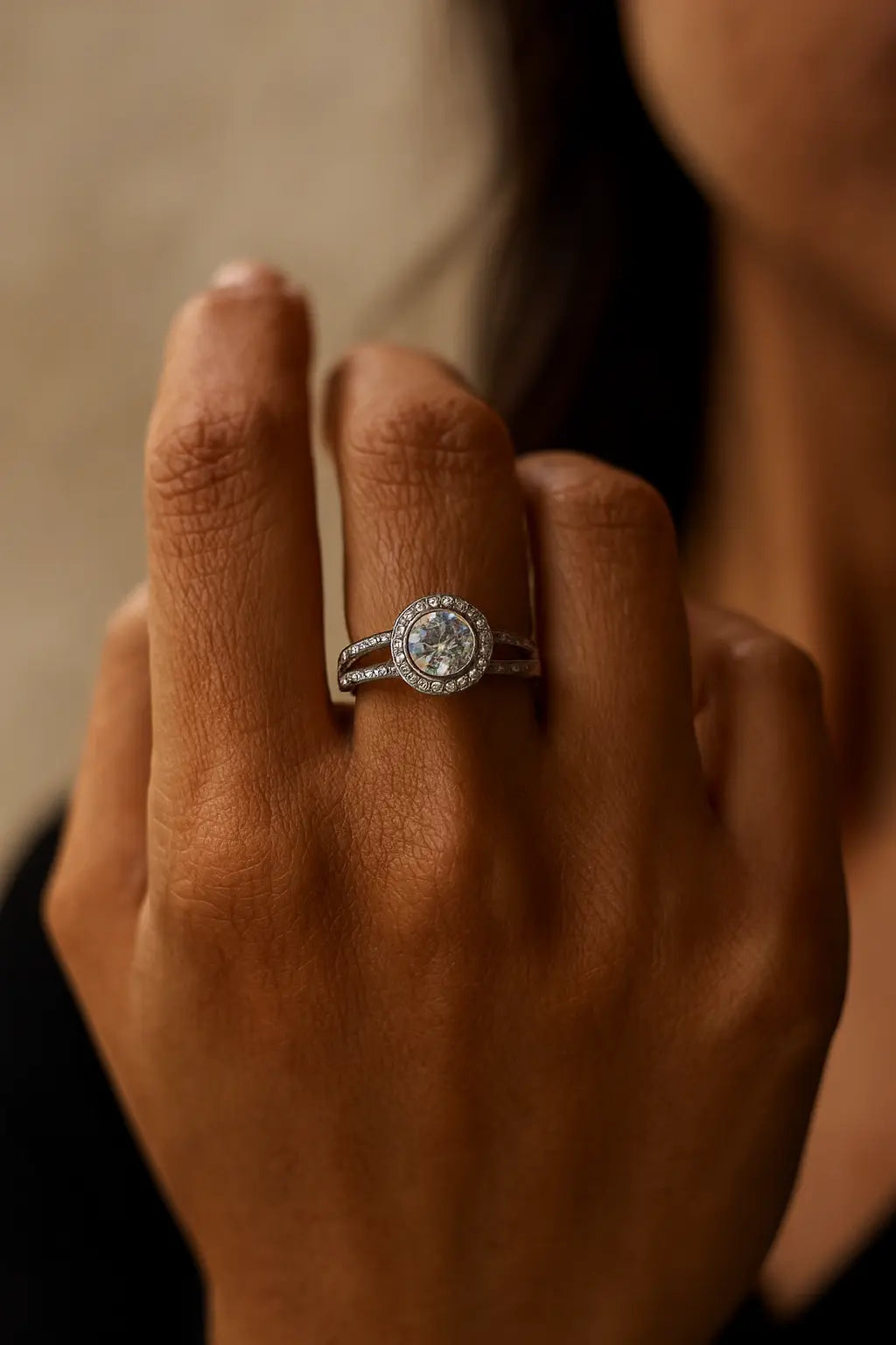 Eternal Radiance — 925 Silver Solitaire Rings for a Love That Shines Beyond Time