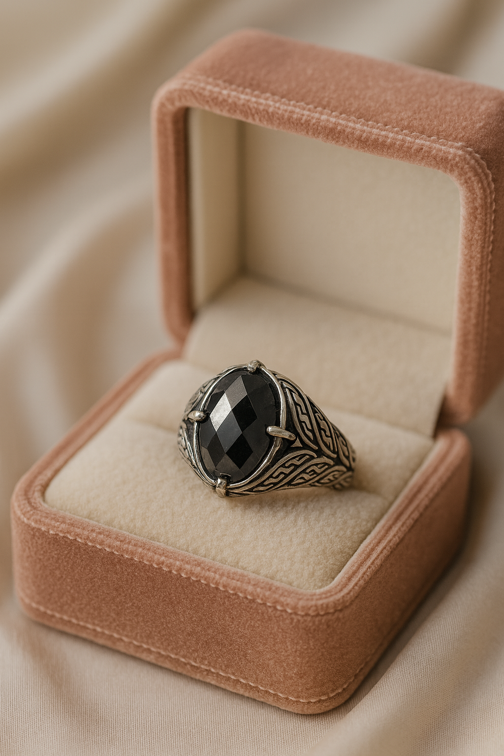 The Midnight Sovereign – A Regal Black Onyx Silver Rings