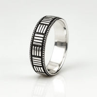 City Lights Legend — Oxidised 925 Silver Statement Rings for Urban Mavericks