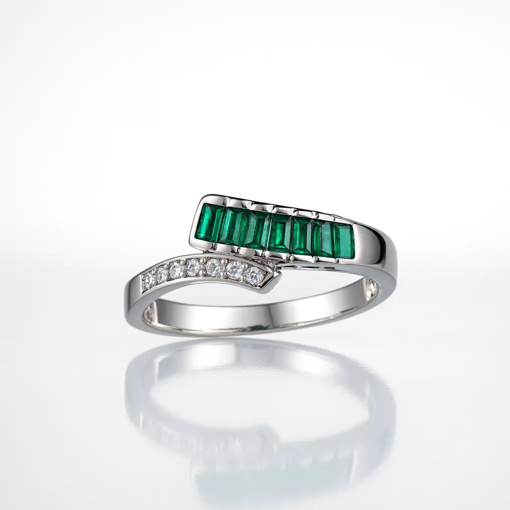 The Enchanted Emerald — 925 Silver Rings for a Touch of Nature's Majesty