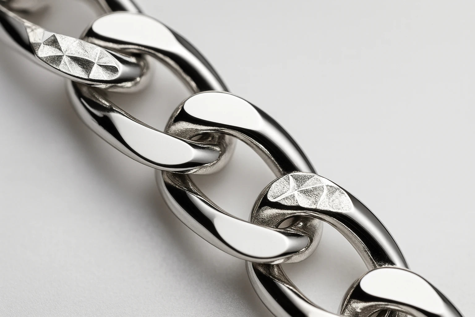 Hammered Premium Silver Cuban Link Bracelet for Men – Textured Heavy Style Bracelet