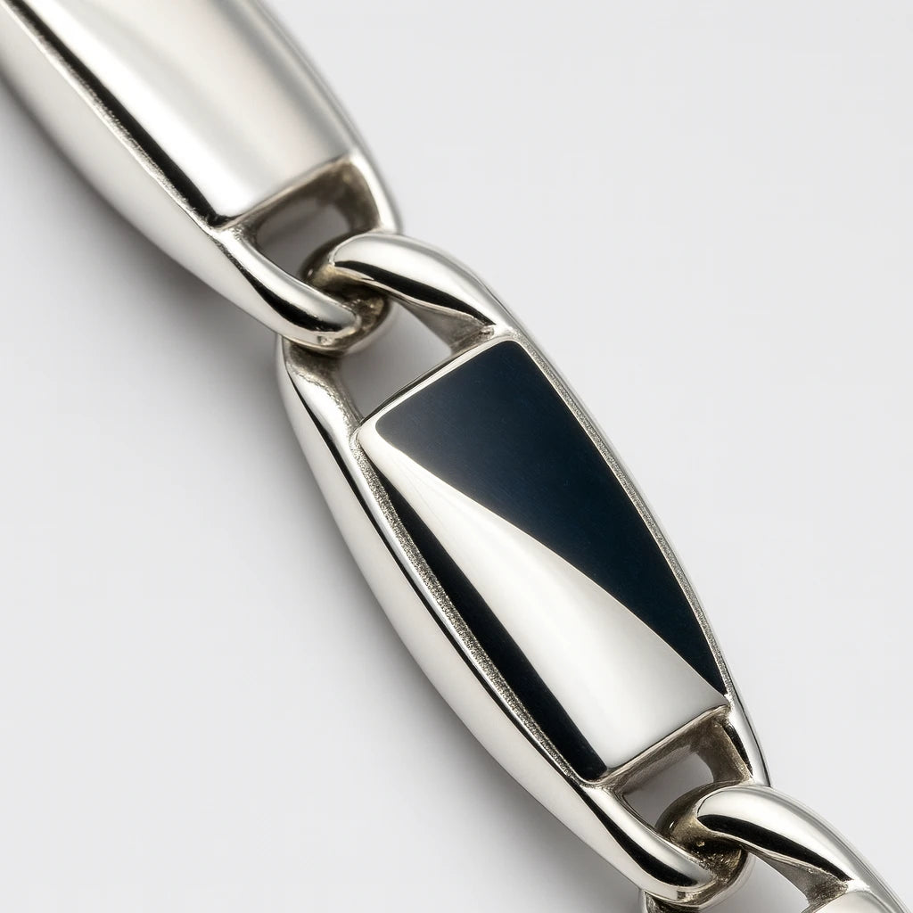 Premium Silver Men’s Link Bracelet – Minimal Elegant Design