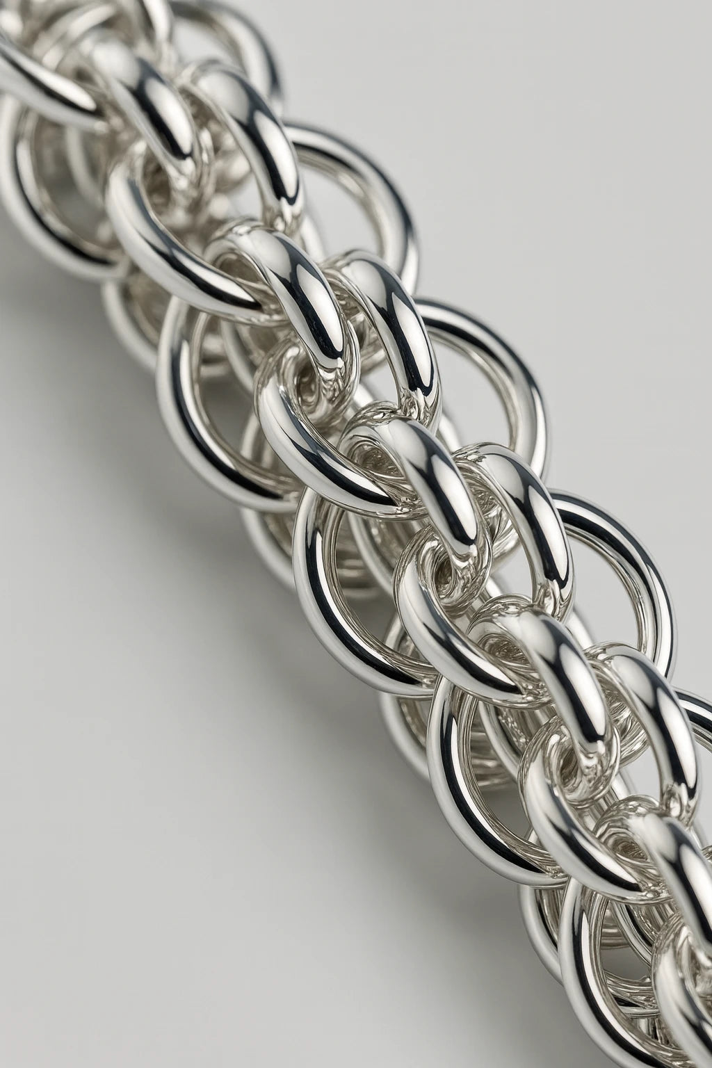 Titan Weave Silver Bracelet – The Bold Armour of Modern Masculin