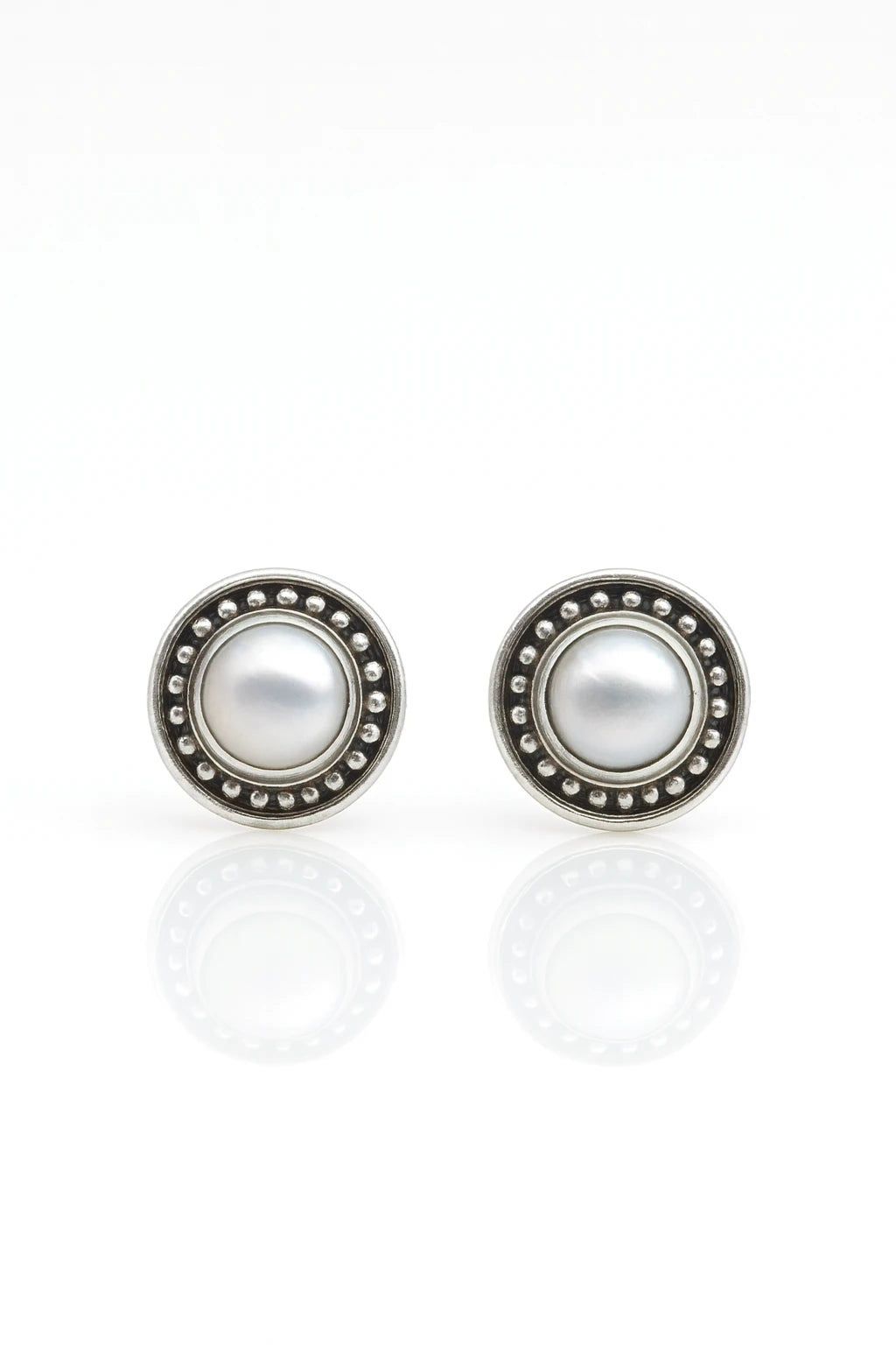 Ocean’s Whisper: Elegant Oxidised Silver Pearl Stud Earrings