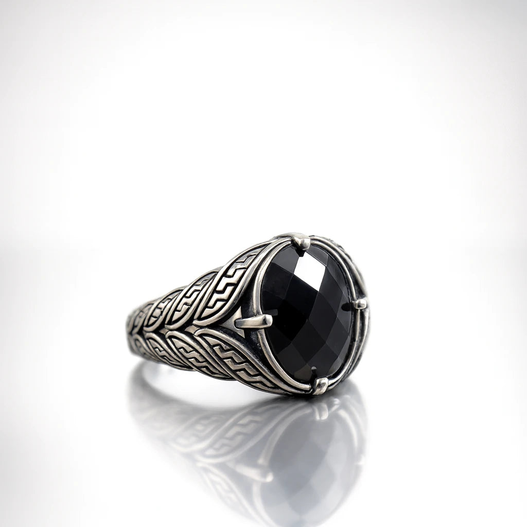 The Midnight Sovereign – A Regal Black Onyx Silver Rings
