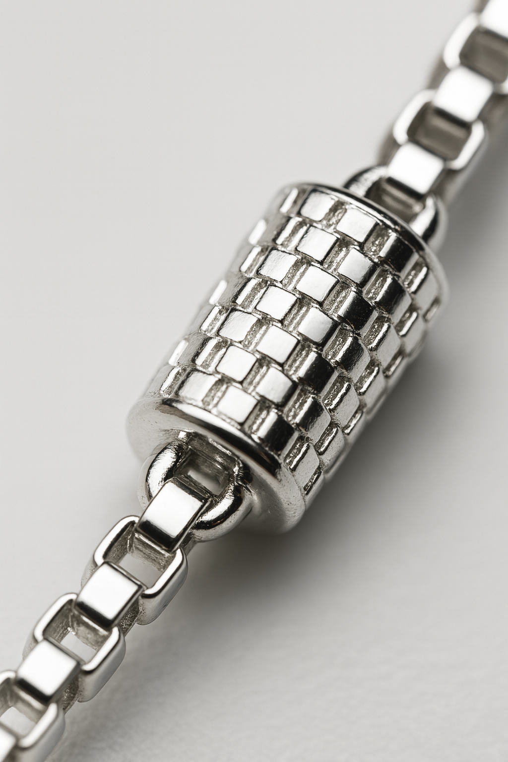 Eternal Edge Silver Chain – Precision-Cut Box Links for Modern Masculine Refinement