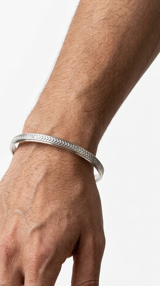 925 Silver Mens Kada Chevron Trail with Etched Texture