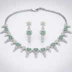 Luxury Silver Necklace – Feminine Gift for Her