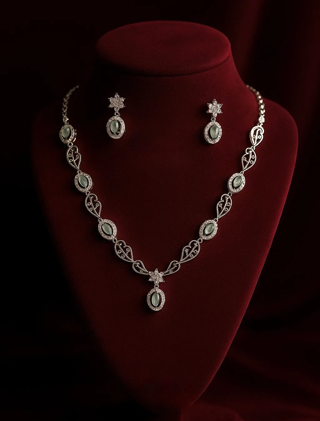 Luxury Silver Necklace Set with Halo-Cut Zircons | Statement Jewellery For Women