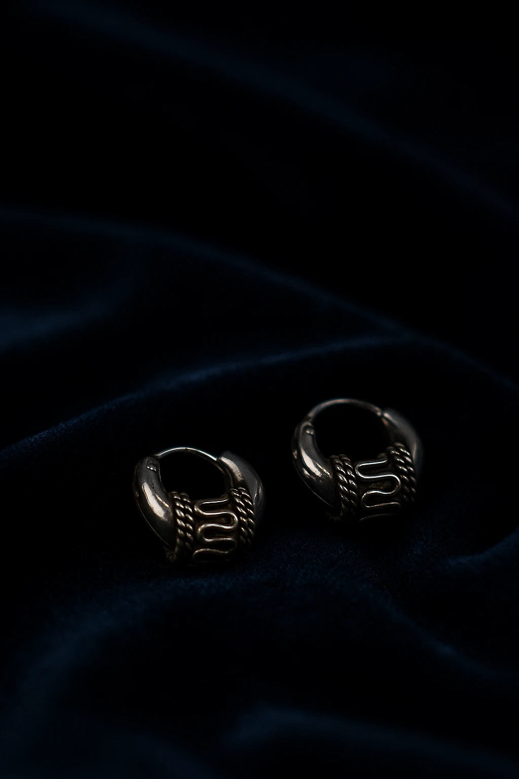 Antique Pure 925 Silver Hoop Earring for Men – Bold Design, Vintage Finish