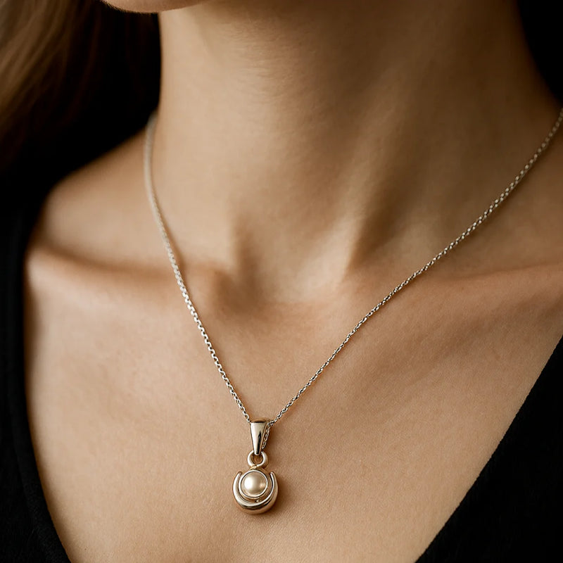 Handcrafted Silver Chand Pearl Pendant for Women and Men