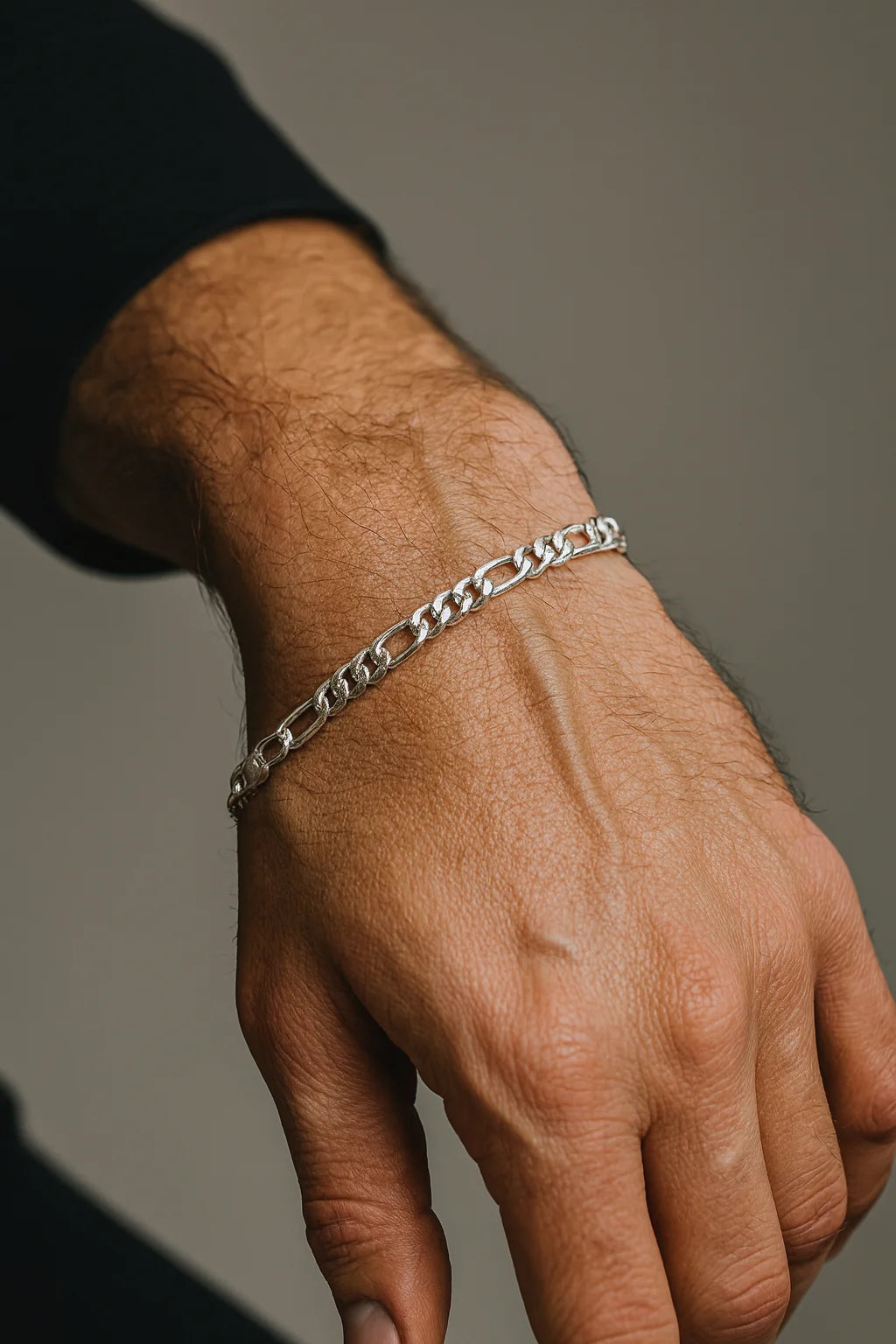 Modern Valor Silver Bracelet – The Bold Confidence