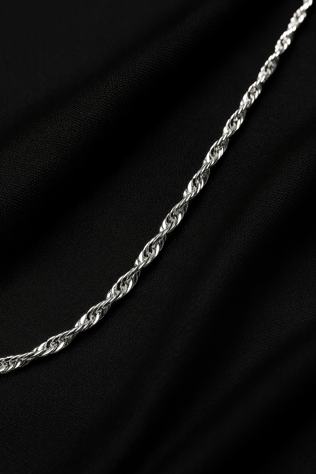 Premium Twisted Silver Chain – Minimalist Everyday Statement Jewelry