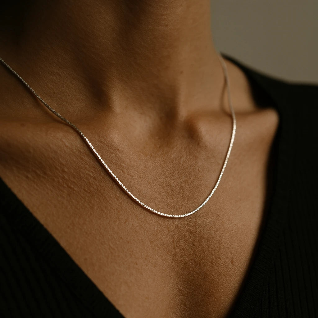 Delicate Women’s premium Silver Chain – Minimal Elegant Everyday Jewelry