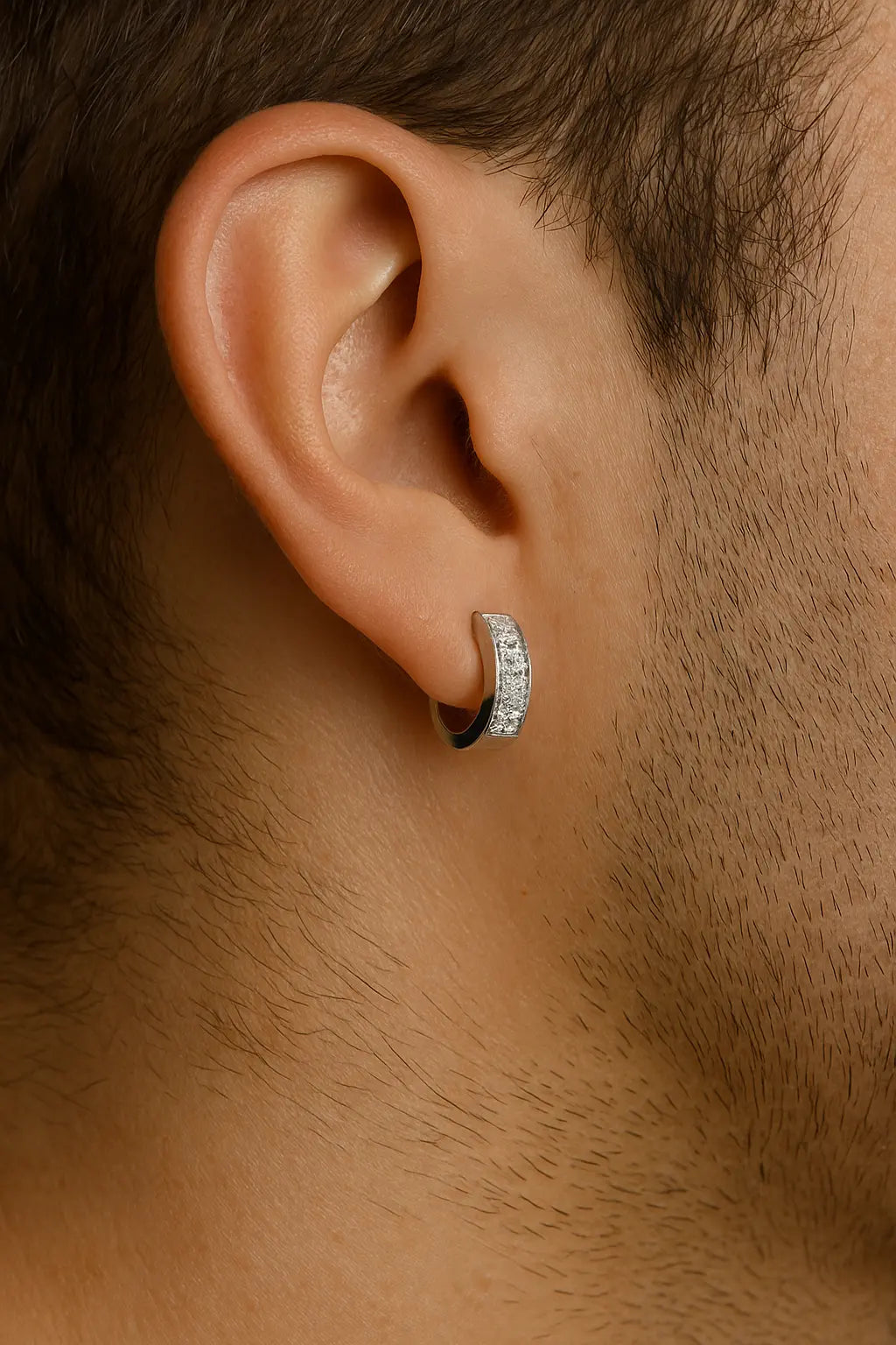 Premium Sterling Silver Men’s Hoop Earring with Sparkling Detailing