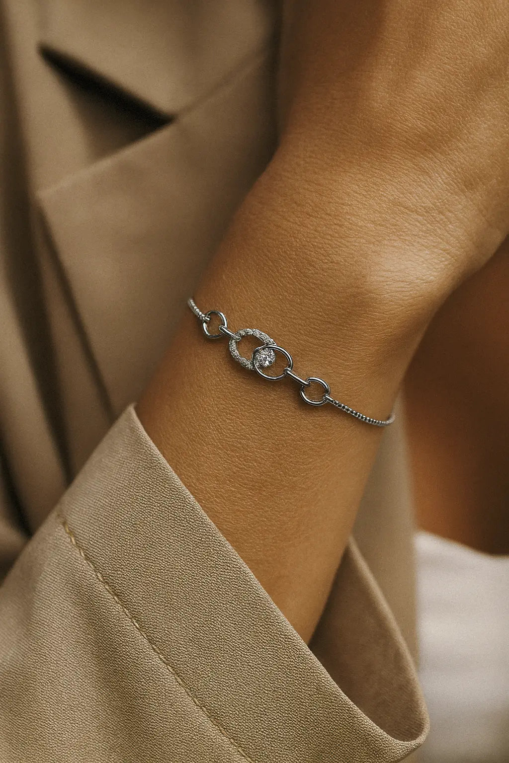Premium 925 Sterling Silver Link Bracelet with Dainty Zircon Stone – Elegant Minimalist Jewelry